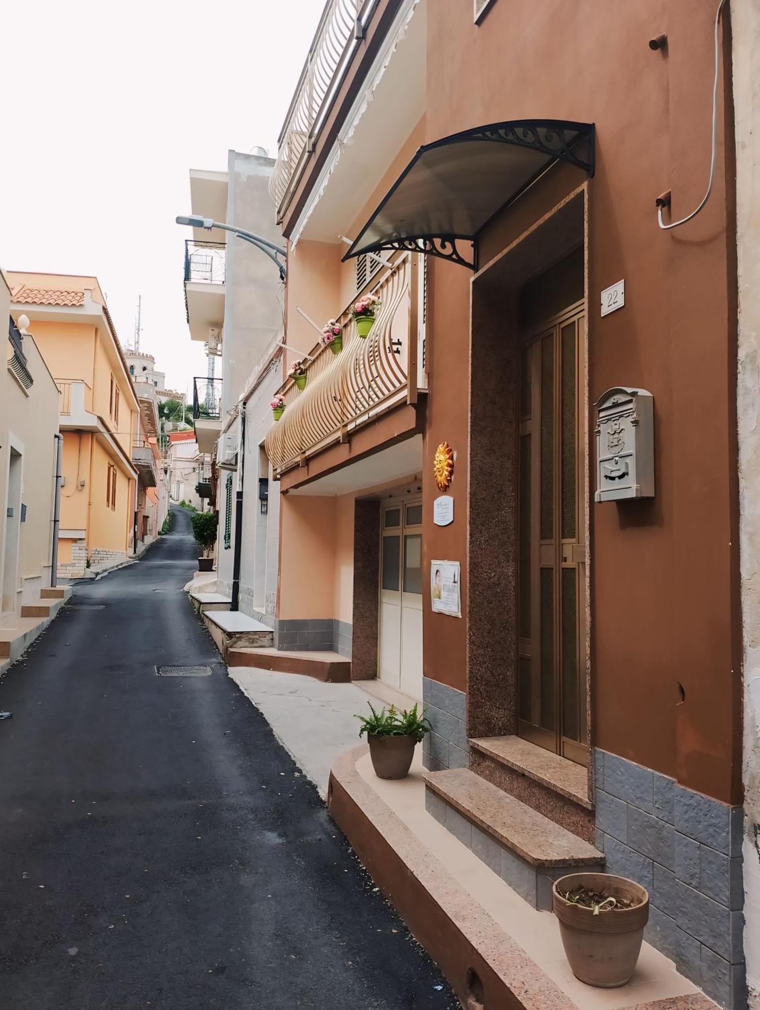 Nel Giardino Di Nunziatina Apartment Syracuse Bagian luar foto